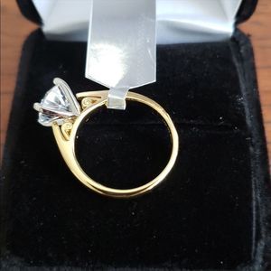 14k Yellow Gold 2Ct Moissanite Diamond Ring Retail $3,500!!